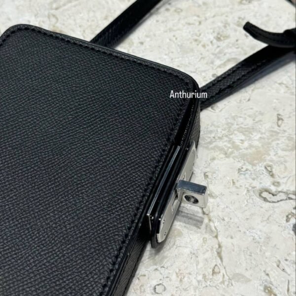 New Phone Holder - Image 3